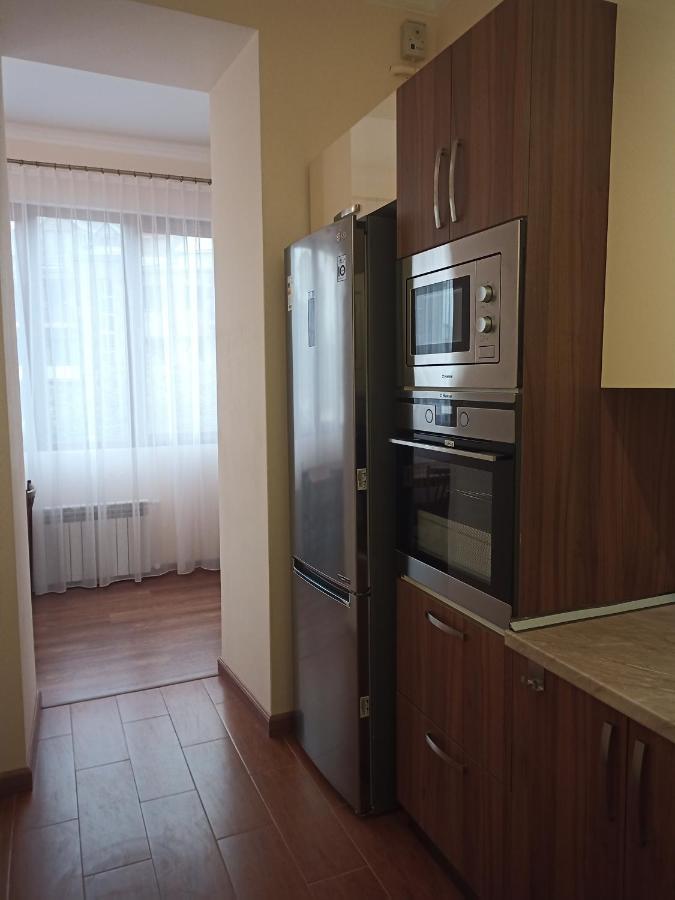 Spacious One Bedroom Apartment In The City Centre Jerevan Buitenkant foto